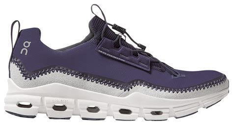 on cloudaway men's foot locker.